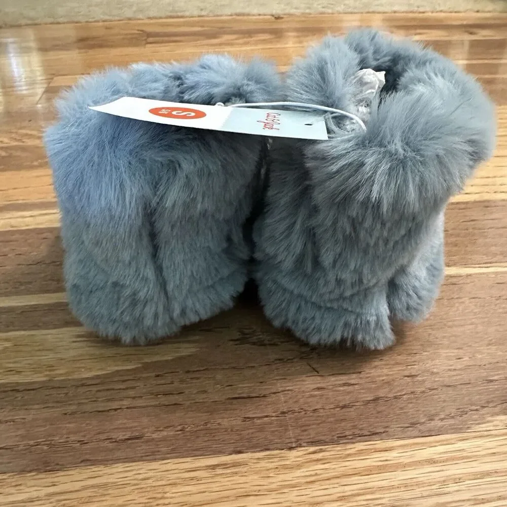 NEW!! Cat & Jack Faux Fur Slip-On Booties, Slippers, Non-Slip, Soft, S (5/6)